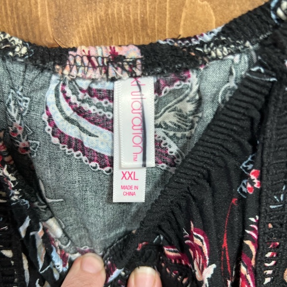 Romper. Size XXL - Picture 3 of 3